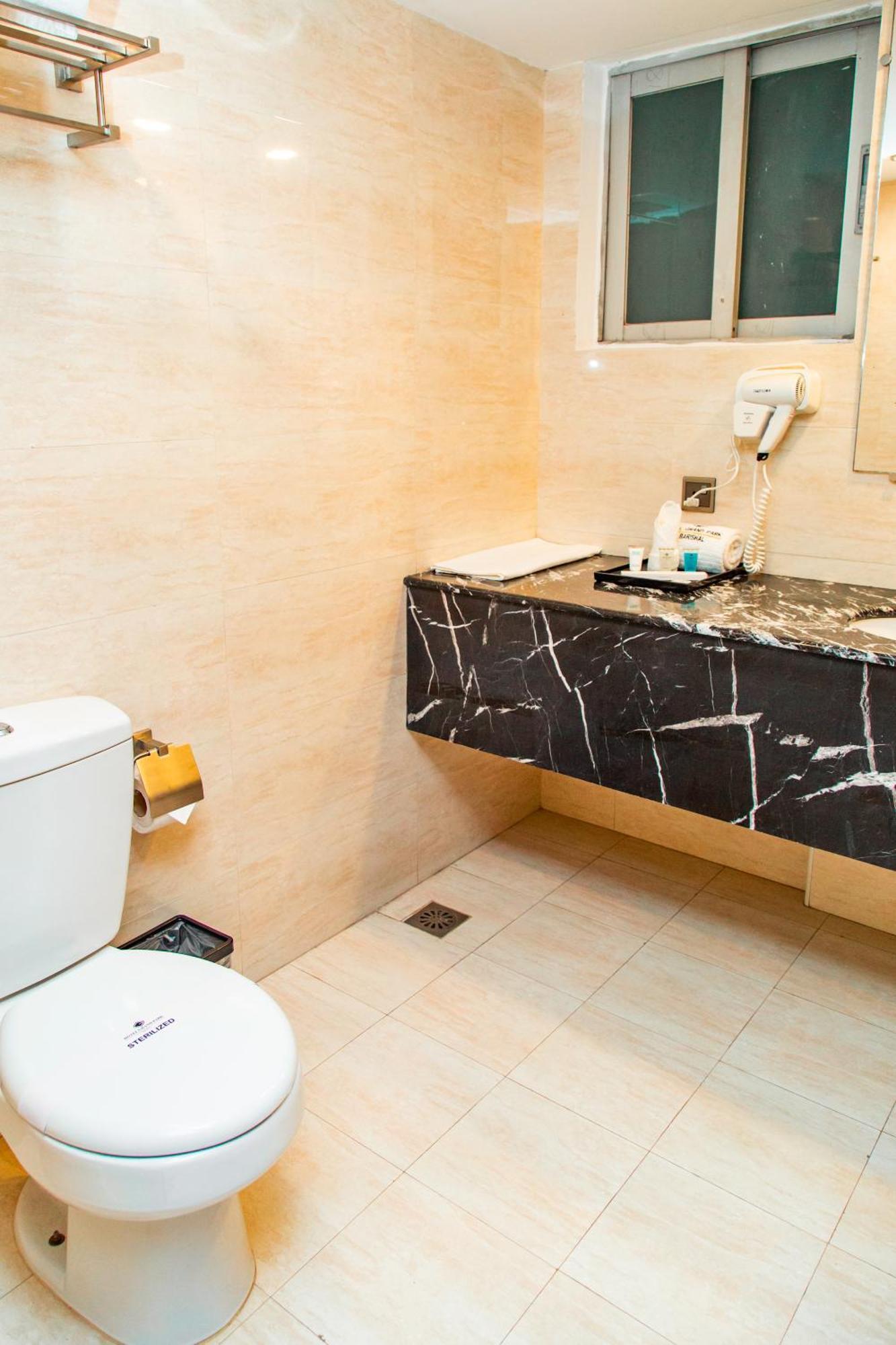 Hotel Grand Park Barishal Екстериор снимка