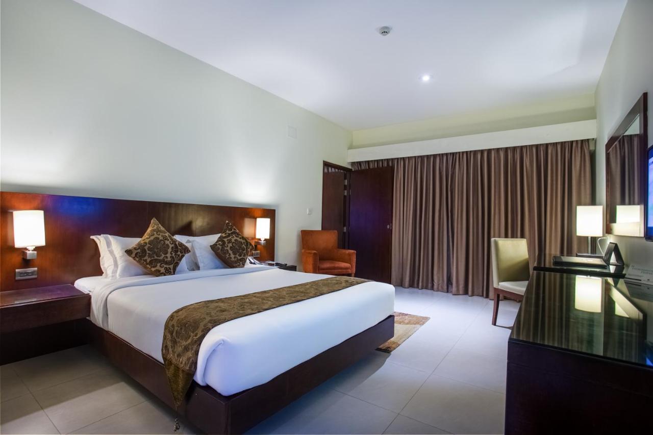 Hotel Grand Park Barishal Екстериор снимка