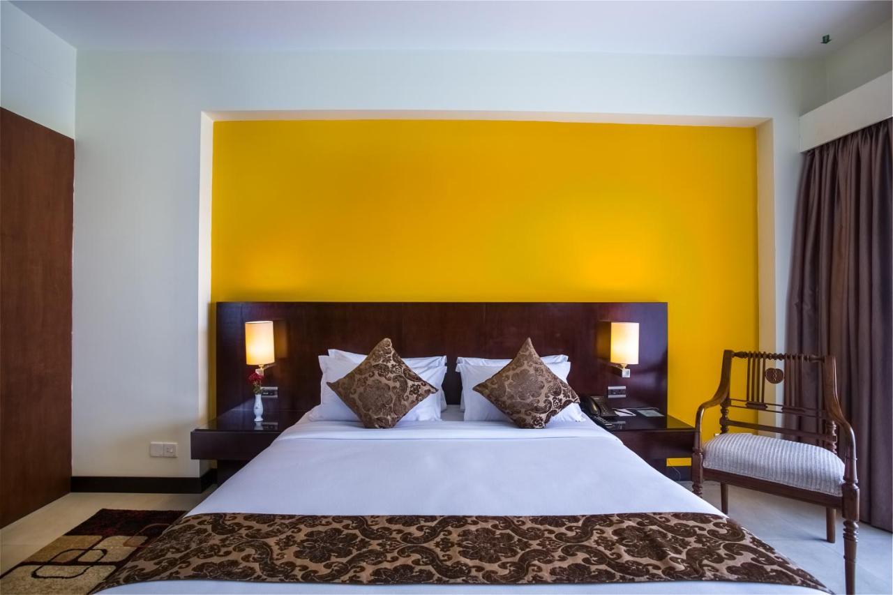 Hotel Grand Park Barishal Екстериор снимка